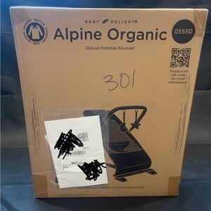 Baby Delight Alpine Deluxe Portable Bouncer Color Organic Oak